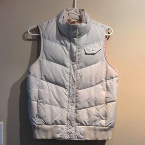 Cream Gap puffy vest size XS
